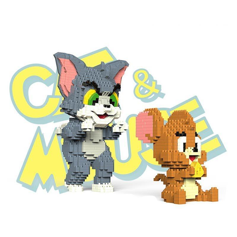 Cat and Mouse Micro-Particle Assembly Blocks: Creative Educational Toys Compatible with Lego